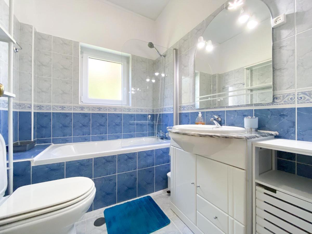 Charmoso Apartamento Em Zona Calma Com Piscina #1879 Lagos Bagian luar foto